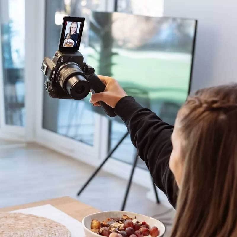 Appareil photo Canon EOS R50 et RF-S 18-45mm - design moderne, meilleur prix en Tunisie